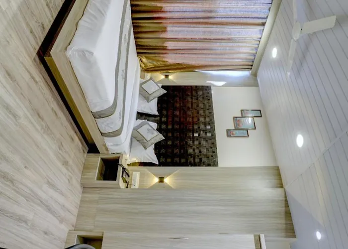 Hotel Arts International Mumbai